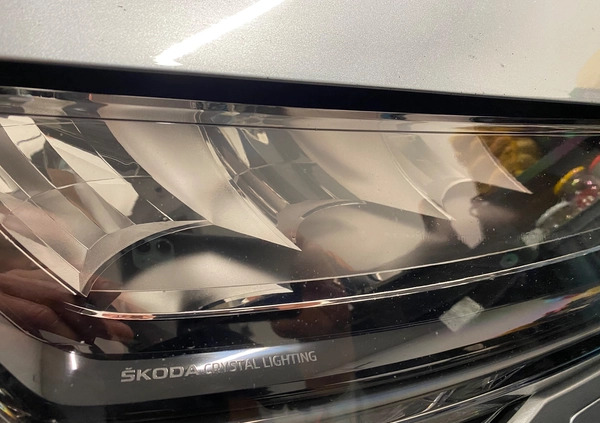 Skoda Superb cena 101900 przebieg: 177000, rok produkcji 2019 z Przemków małe 631